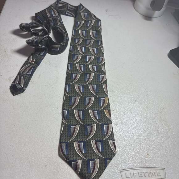 Vintage Textured Geometric Pattern Necktie - Green, Blue, Brown - Picture 3 of 6